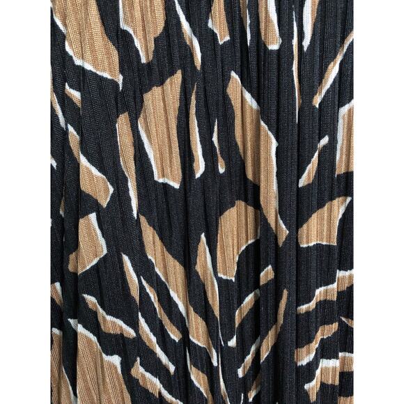 DKNY Hacci Knit Midi Skirt Women's Medium Pleated in Geo Truffle NEW - Picture 3 of 7